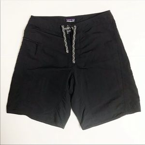 Patagonia Wavefarer Board Shorts - Men's 32 Black